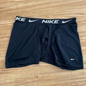 Nike Men’s Compression Shorts XL